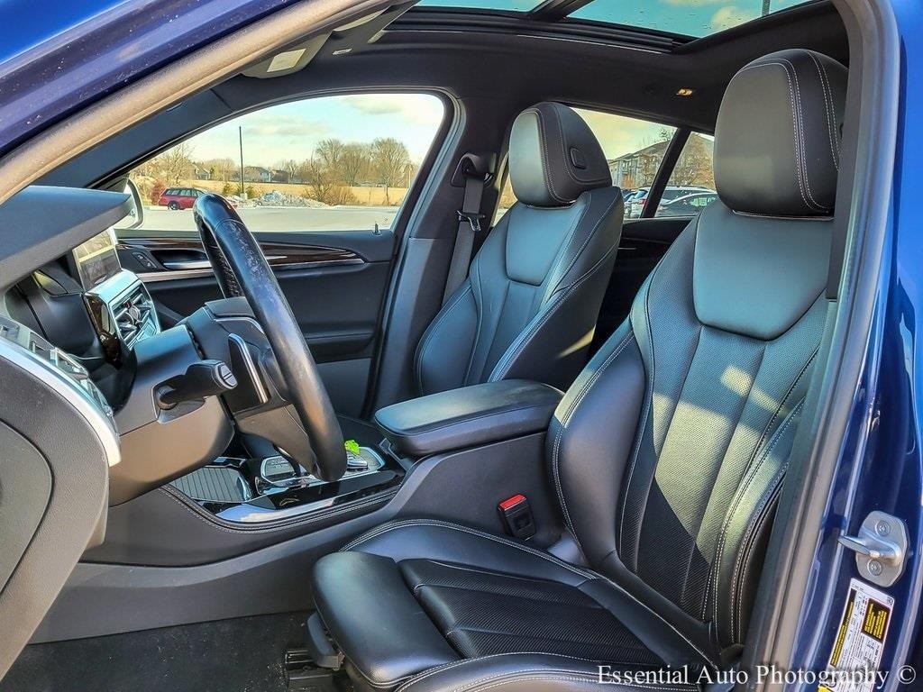 2023 BMW X4 - Image 8