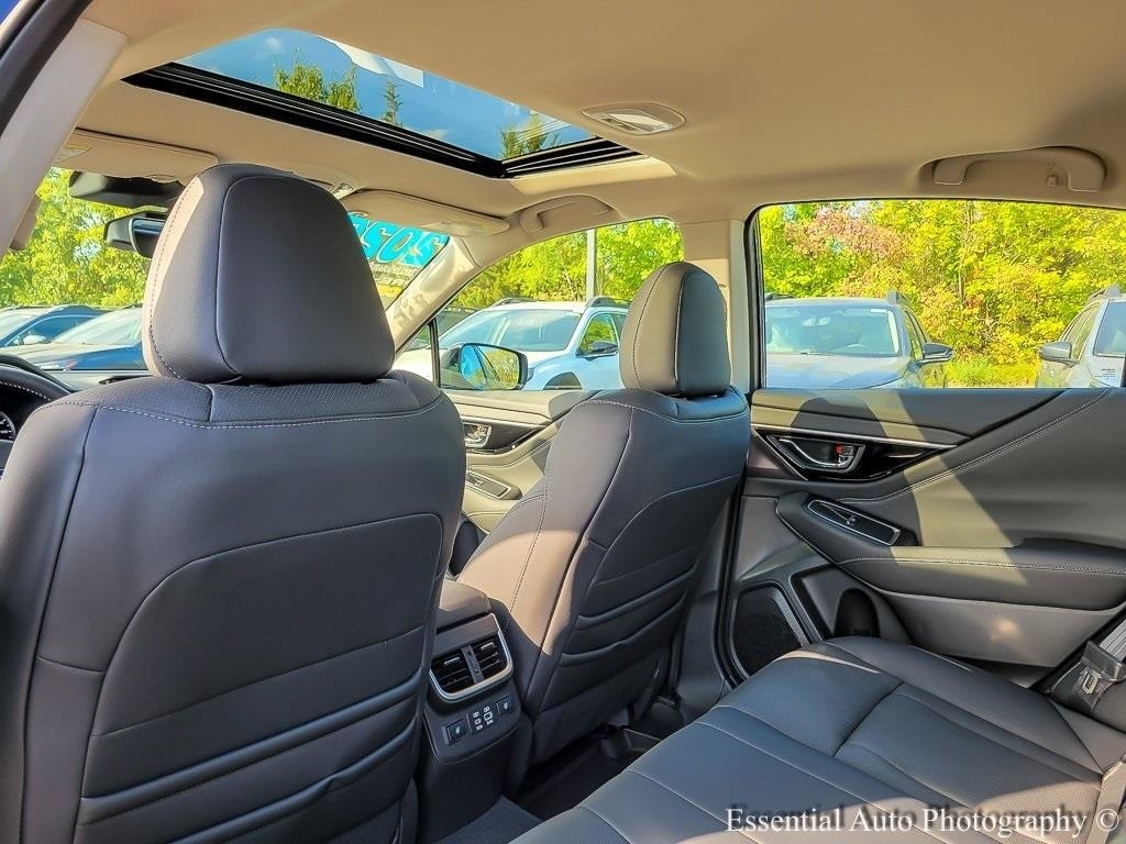 2025 SUBARU LEGACY - Image 12