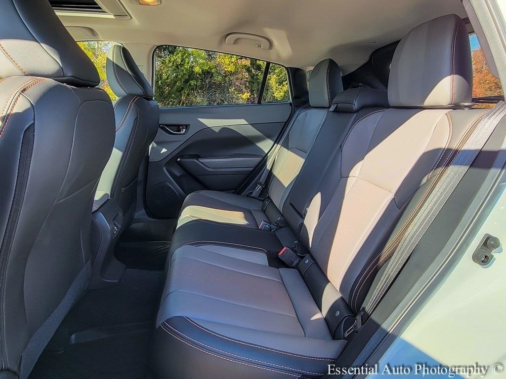 2025 SUBARU CROSSTREK - Image 11