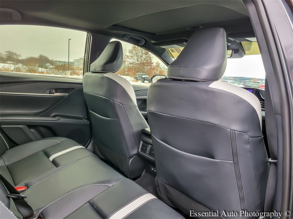 2025 TOYOTA CAMRY - Image 29