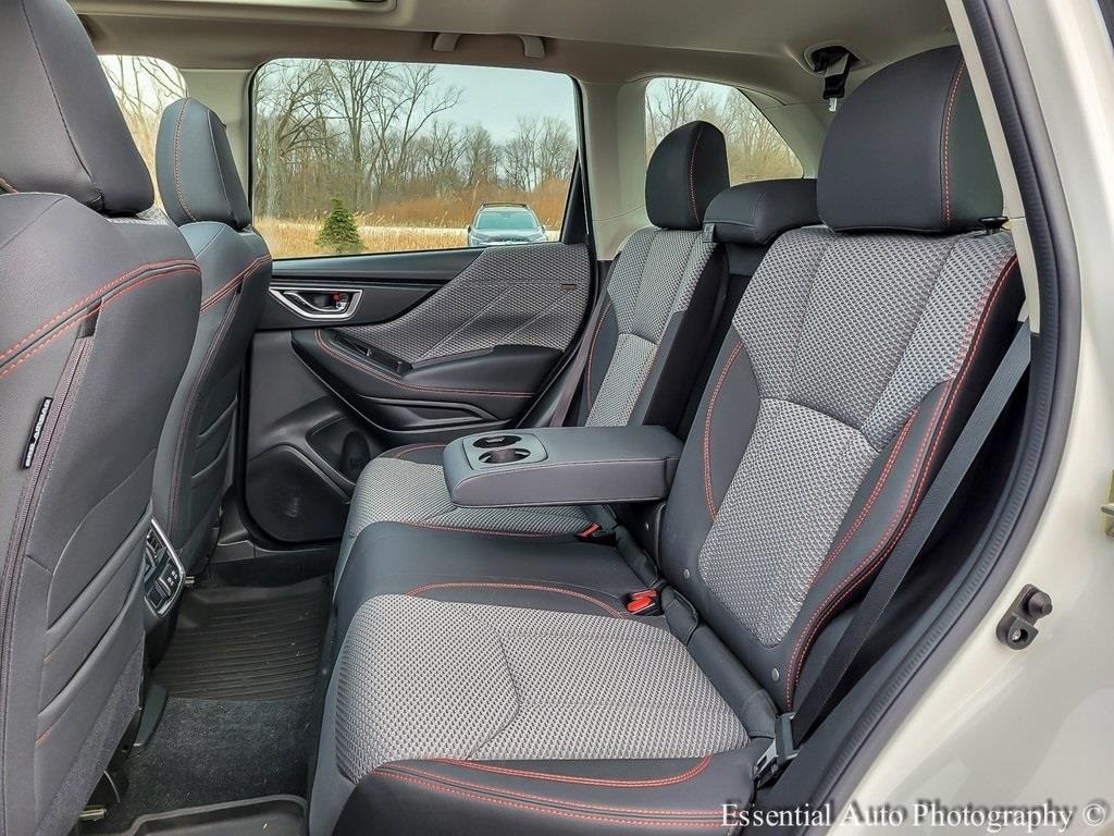 2020 SUBARU FORESTER - Image 11