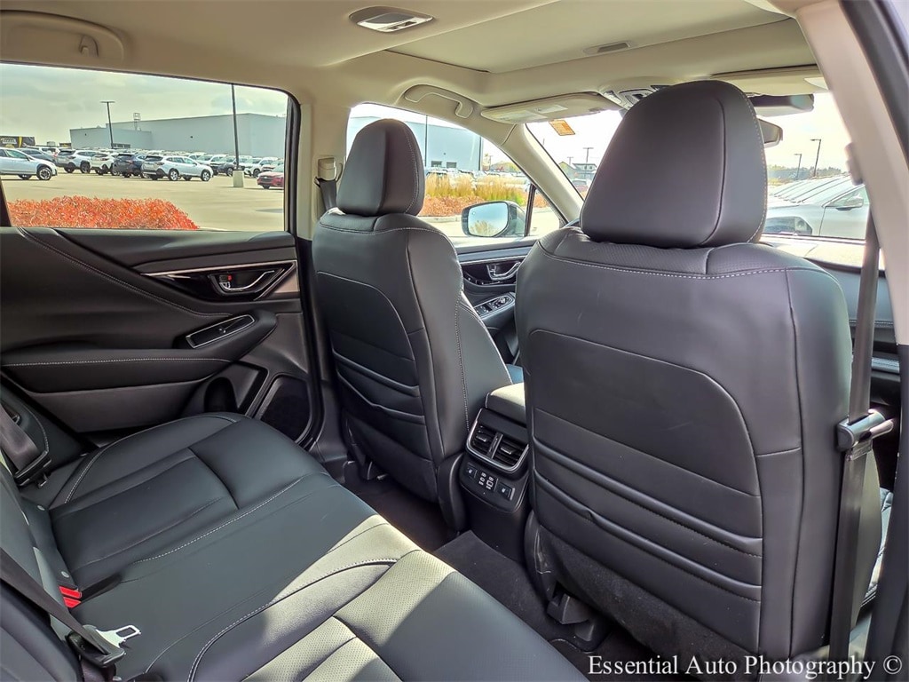 2023 SUBARU OUTBACK - Image 30
