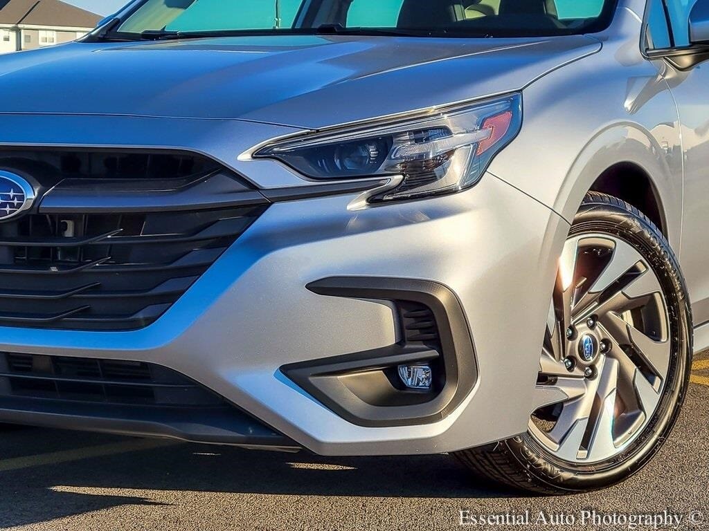 2025 Subaru Legacy Touring XT photo 2
