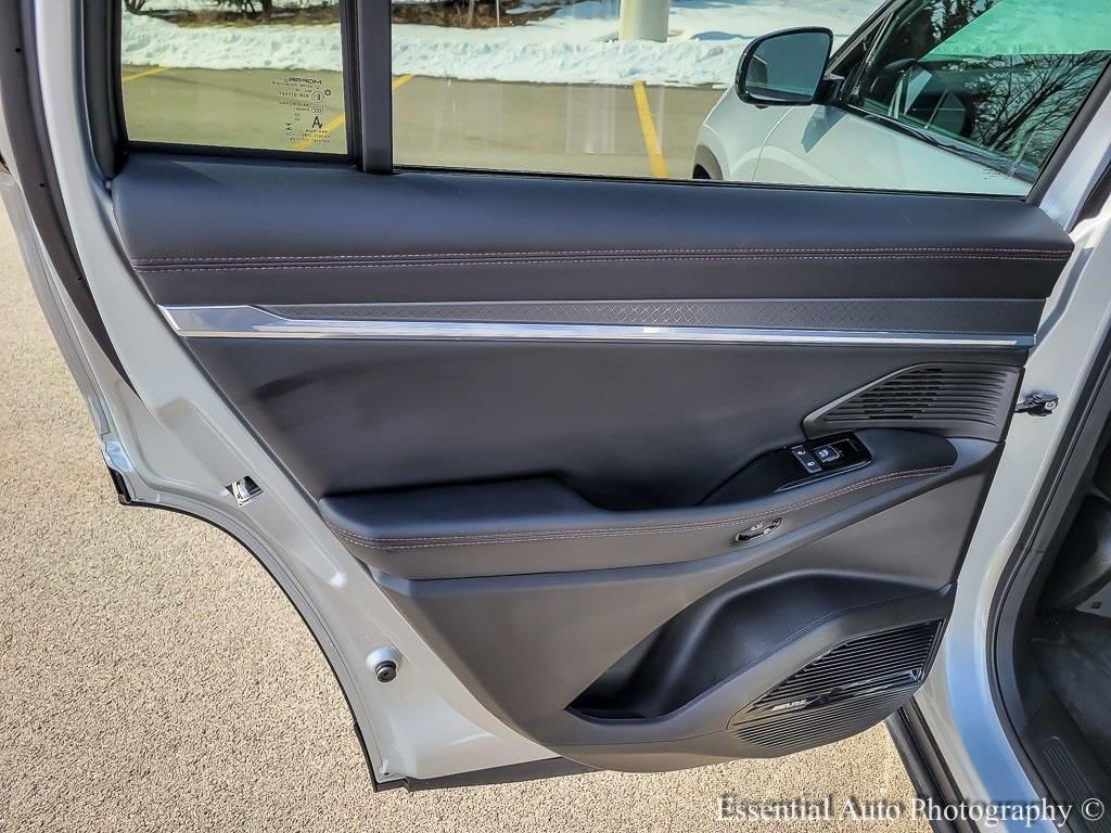 2025 Jeep Wagoneer S Limited - Photo 28
