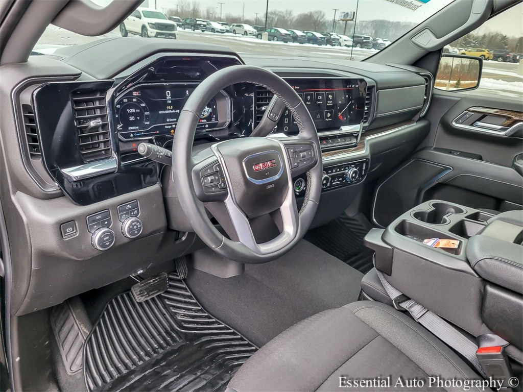 2024 GMC SIERRA - Image 9
