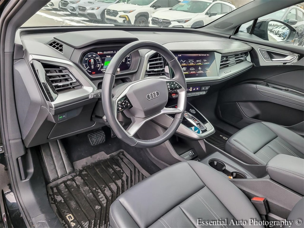 2022 AUDI Q4 - Image 9