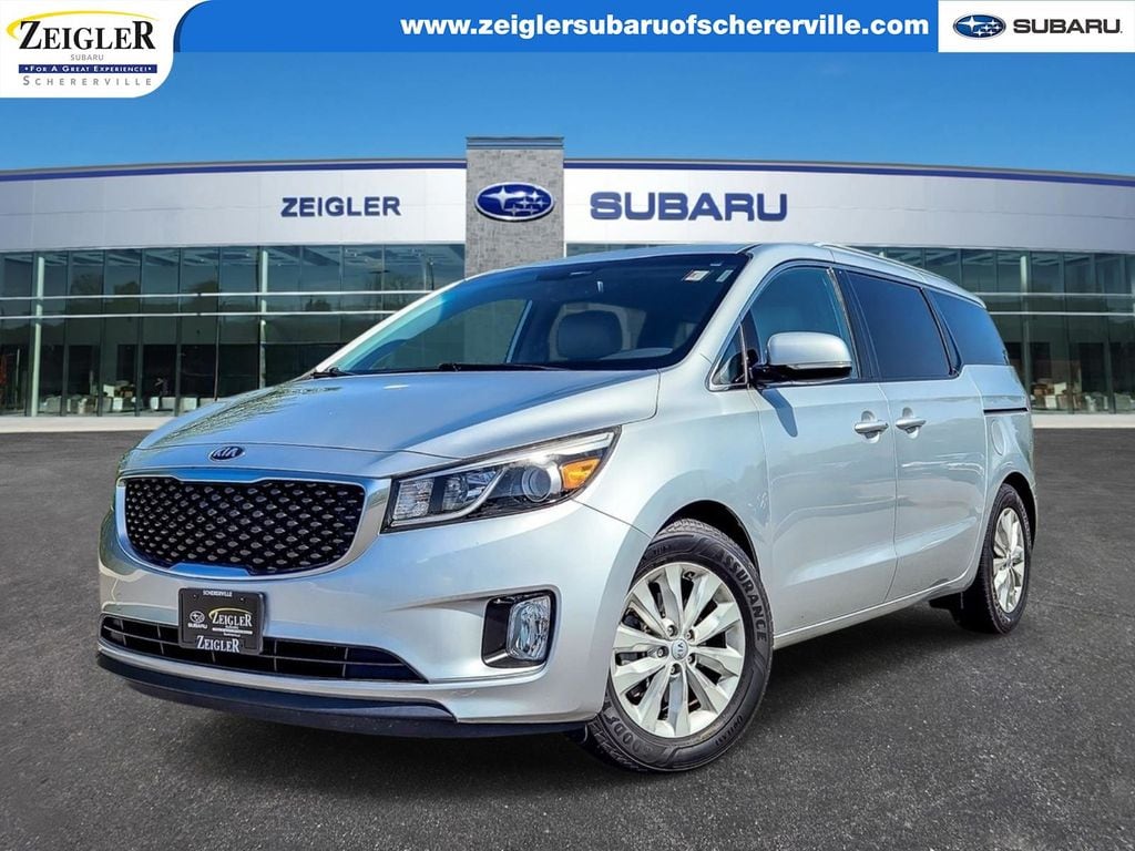 2016 Kia Sedona EX's photo