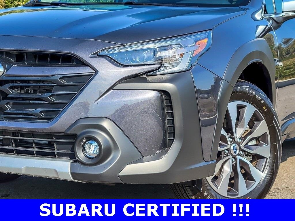 2025 Subaru Outback Touring XT photo 3