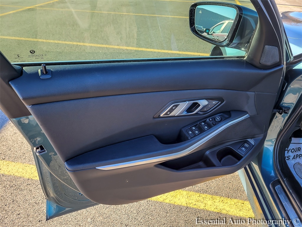 2021 BMW 330I - Image 25