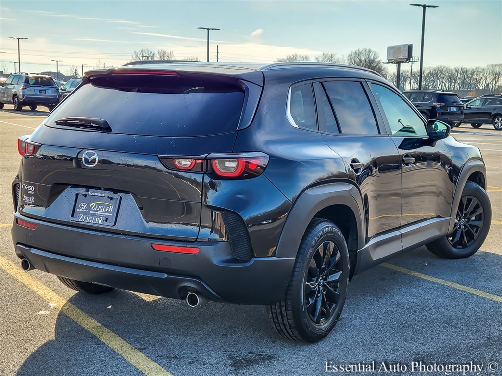 2023 MAZDA CX-50 - Image 7