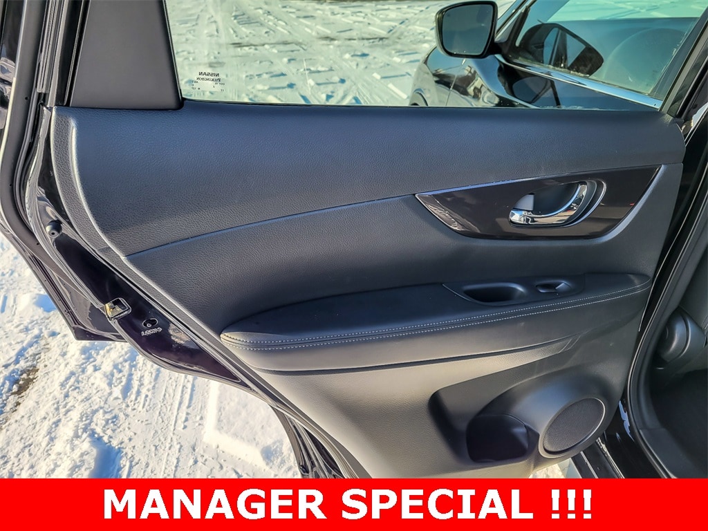 2019 NISSAN ROGUE - Image 24