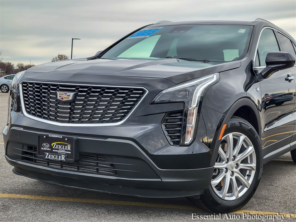 2023 CADILLAC XT4 - Image 2