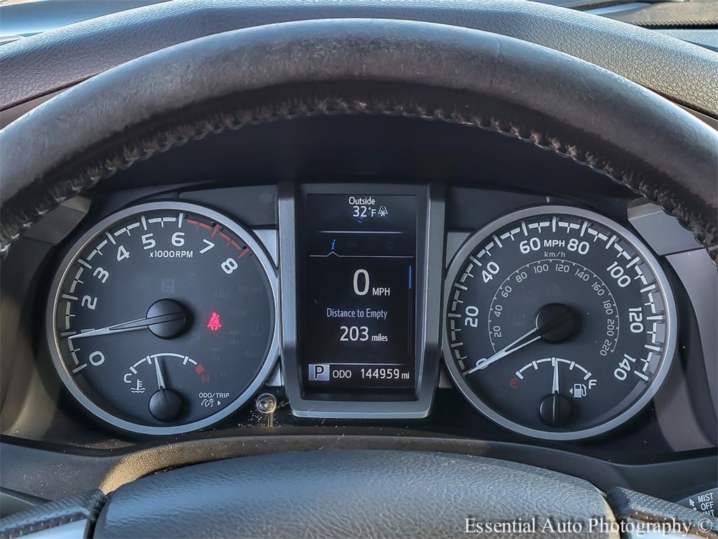 2017 TOYOTA TACOMA - Image 16