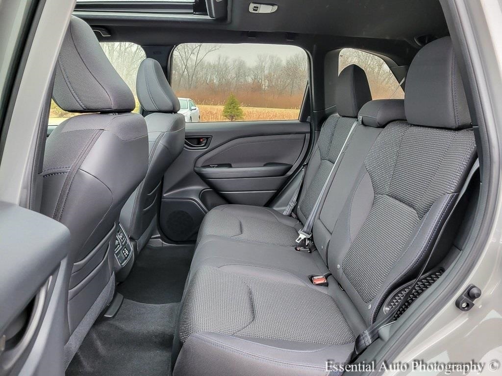 2025 SUBARU FORESTER - Image 11