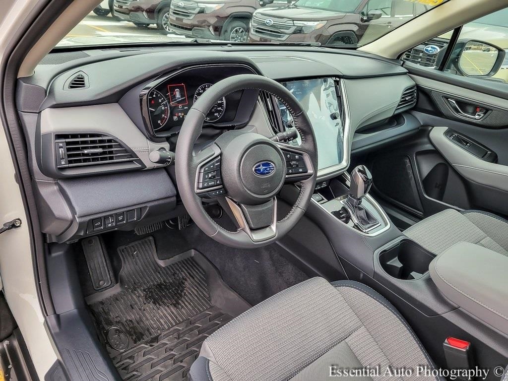 2025 SUBARU OUTBACK - Image 9
