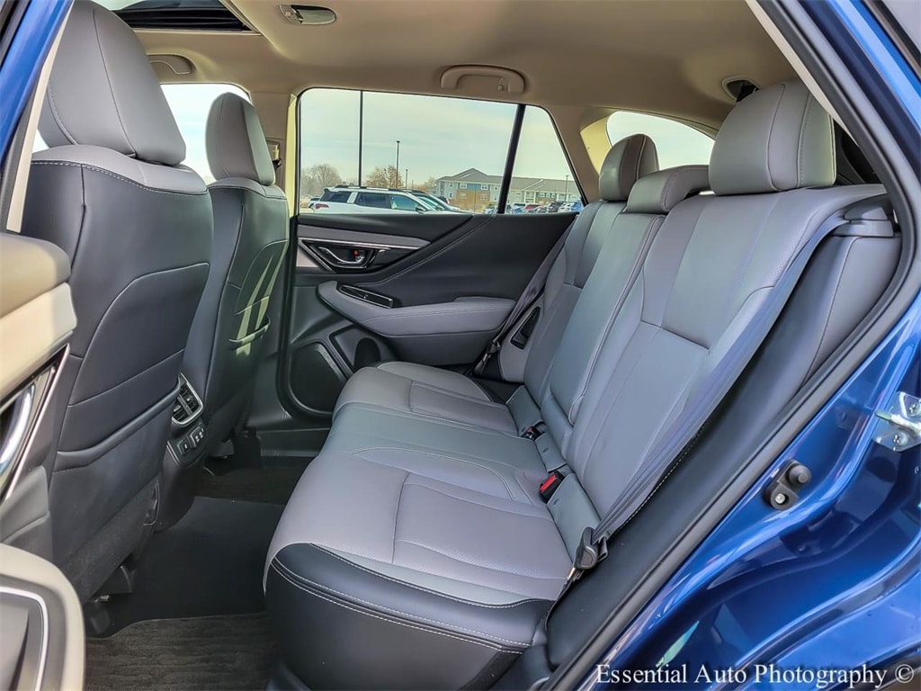 2022 SUBARU OUTBACK - Image 11