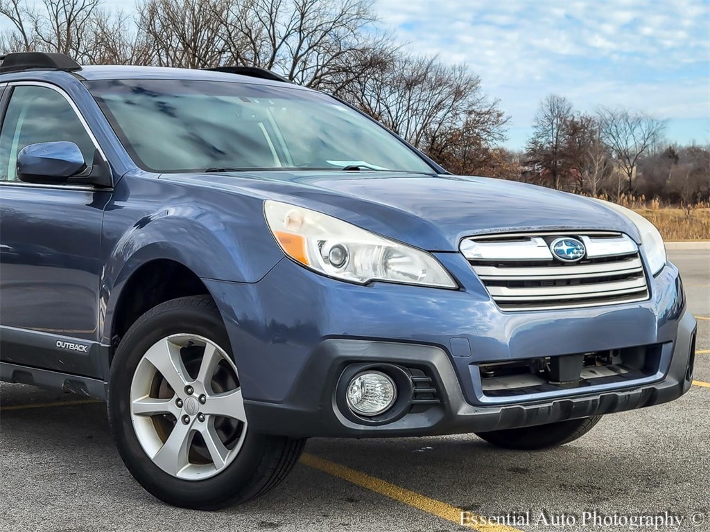 Used 2013 Subaru Outback Premium with VIN 4S4BRBCC6D3241898 for sale in Crown Point, IN