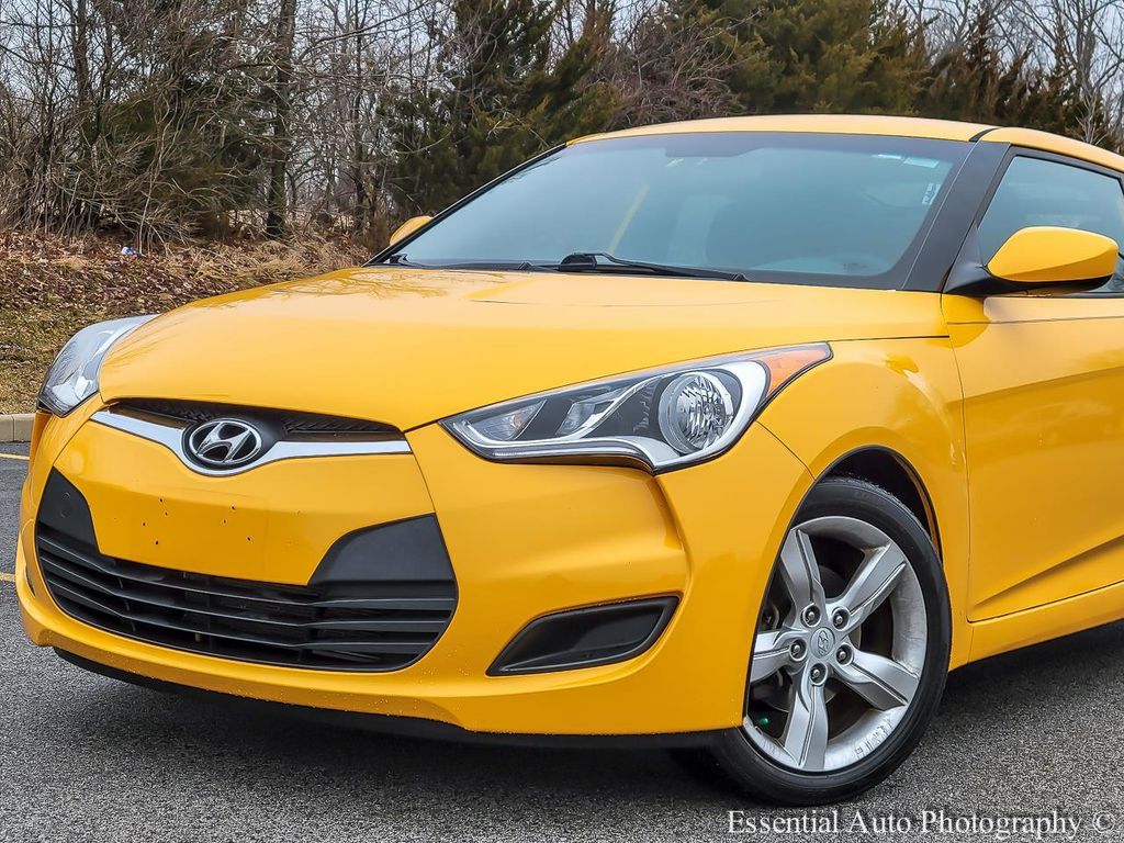 Used 2015 Hyundai Veloster Base with VIN KMHTC6ADXFU240453 for sale in Crown Point, IN