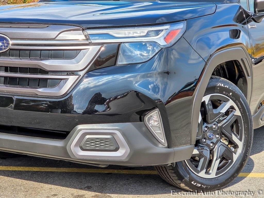 2025 Subaru Forester Limited photo 3