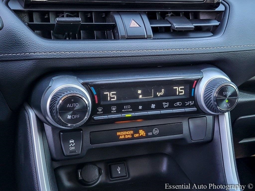 2021 TOYOTA RAV4 - Image 21