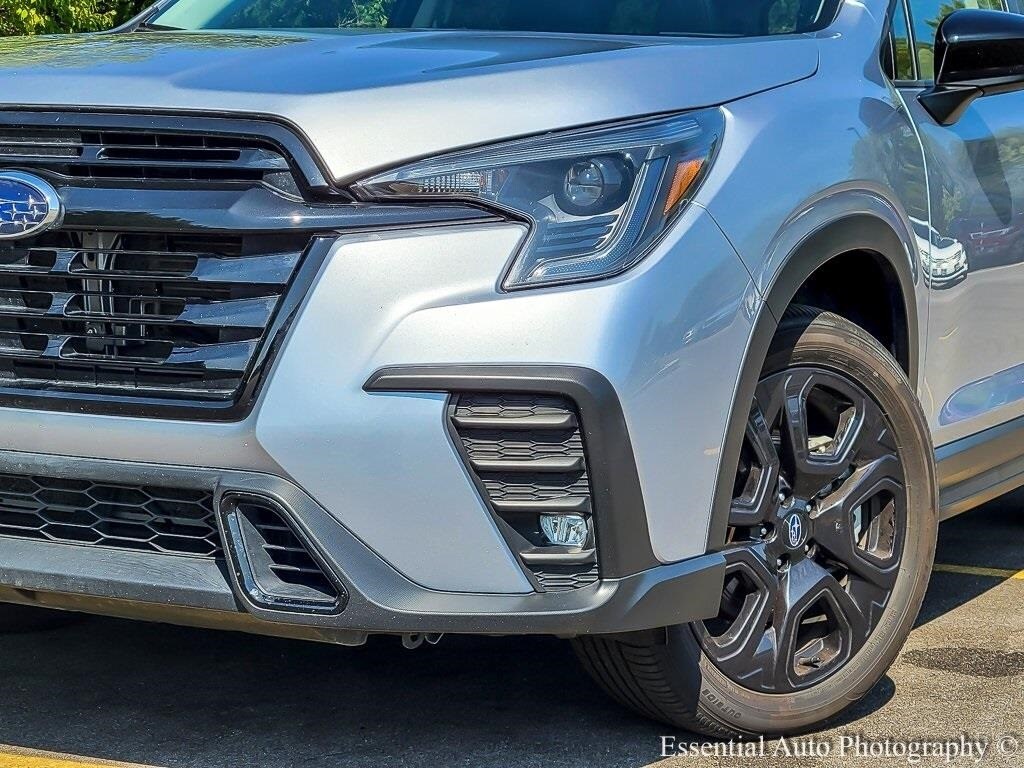 2024 Subaru Ascent Onyx Edition photo 3