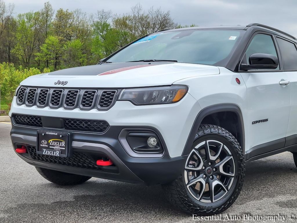 Used 2025 Jeep Compass Trailhawk SUV