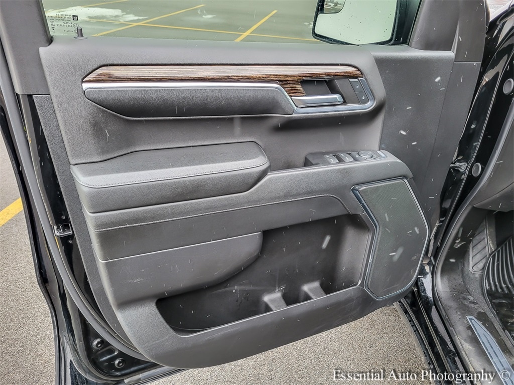 2024 GMC SIERRA - Image 26