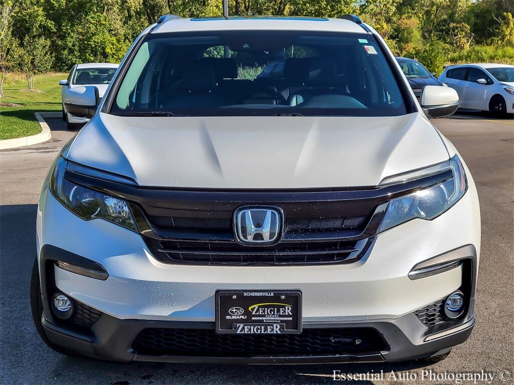 2021 Honda Pilot Special Edition photo 3