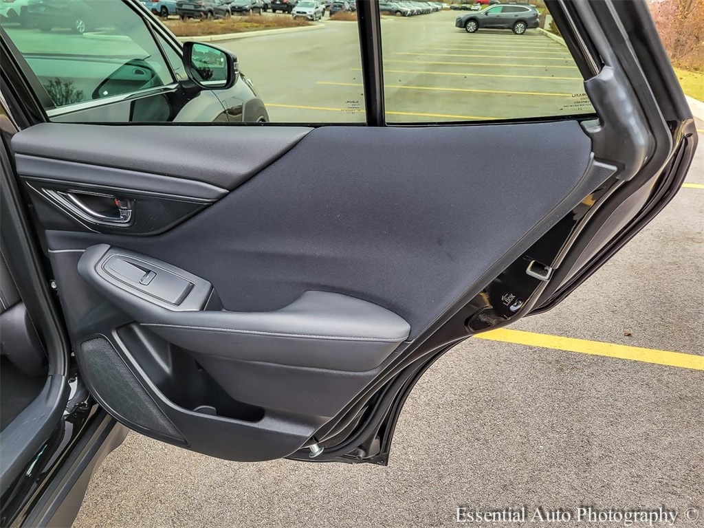 2024 SUBARU OUTBACK - Image 32
