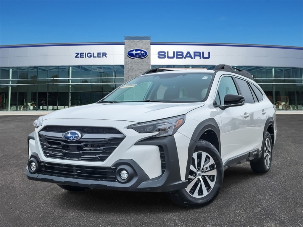 2025 Subaru Outback Premium's photo