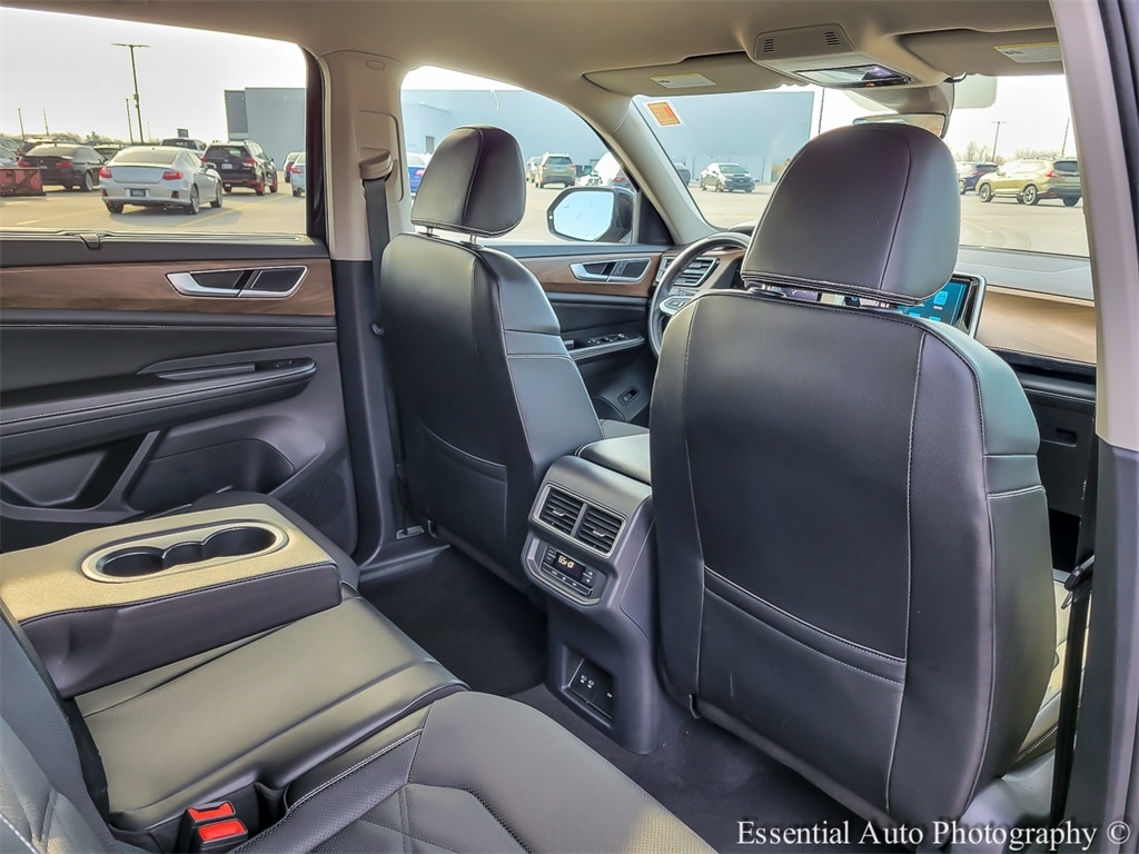 2024 VOLKSWAGEN ATLAS - Image 32