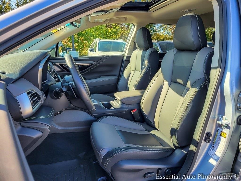 2025 SUBARU OUTBACK - Image 8