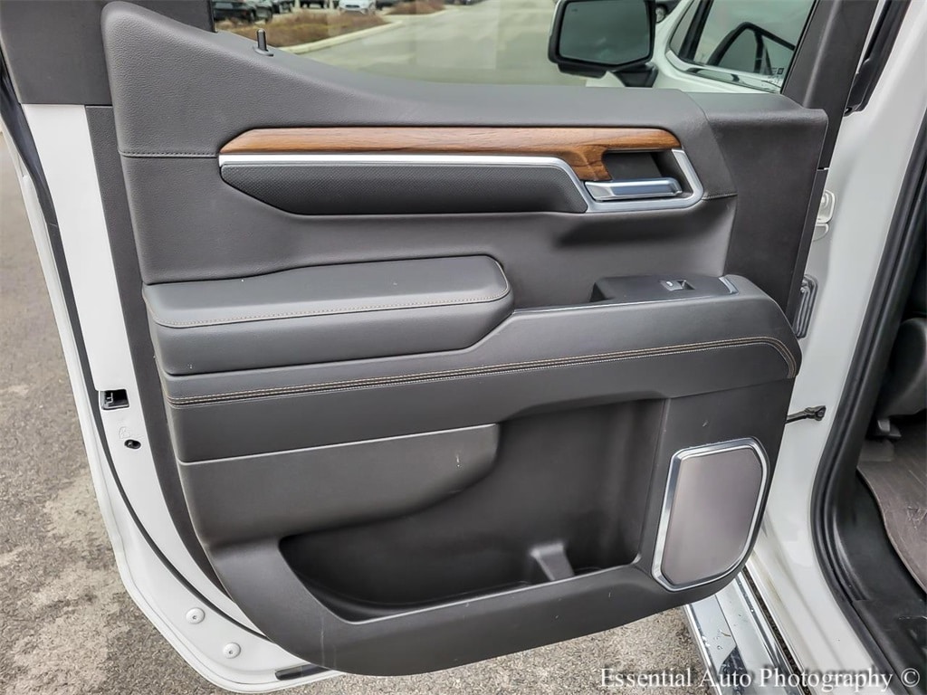 2022 CHEVROLET SILVERADO - Image 28