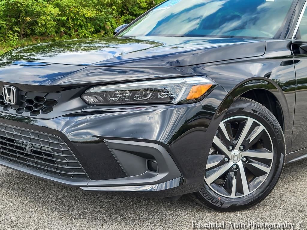 Used 2024 Honda Civic LX Hatchback