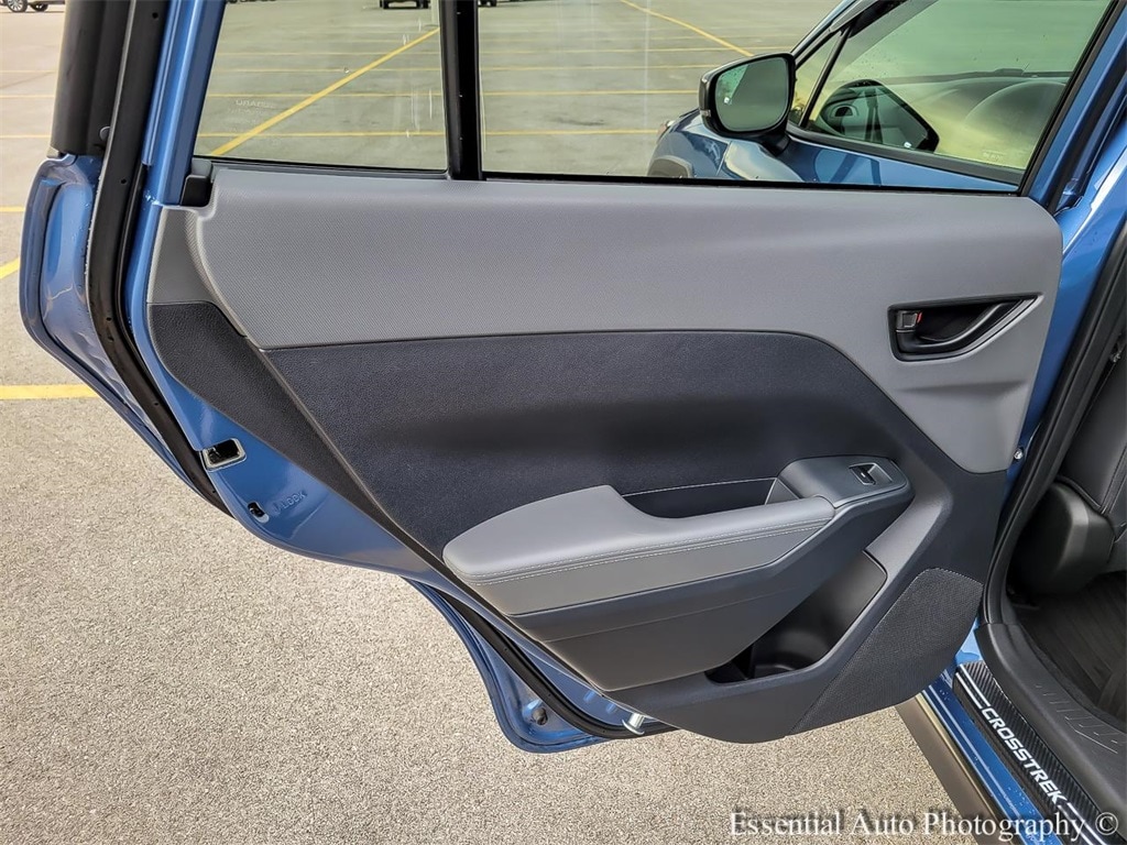 2024 SUBARU CROSSTREK - Image 25