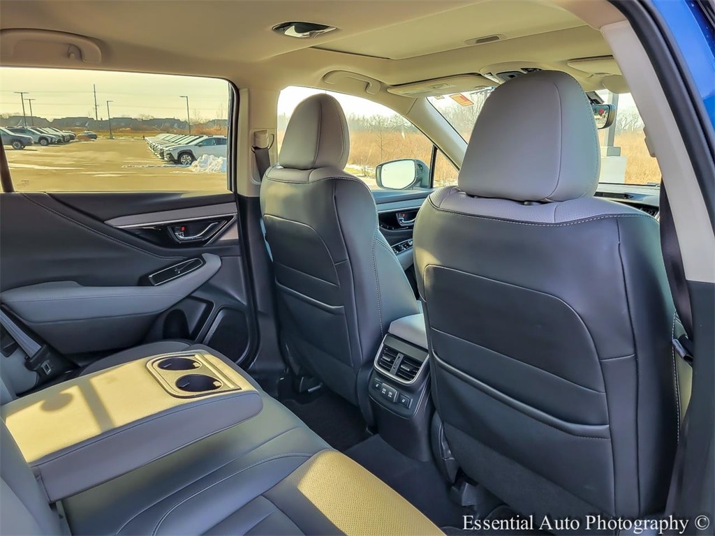 2022 SUBARU OUTBACK - Image 32