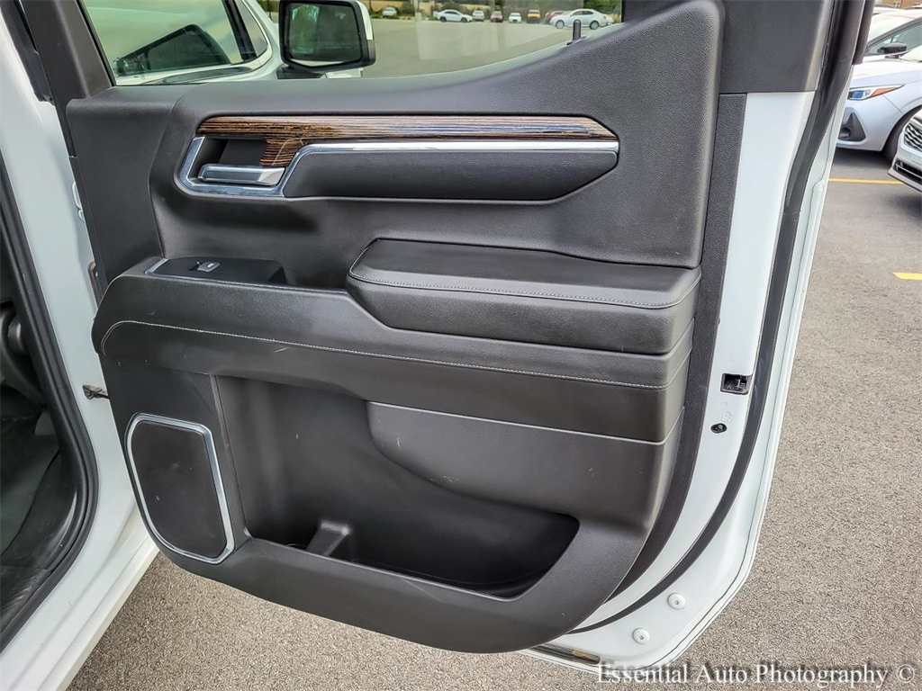 2024 GMC SIERRA - Image 30