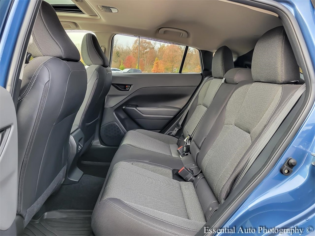 2024 SUBARU CROSSTREK - Image 11
