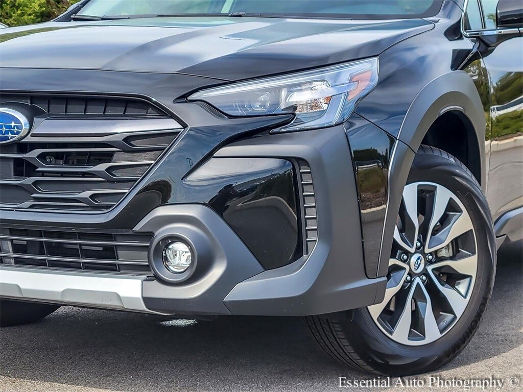 2023 Subaru Outback Limited photo 3