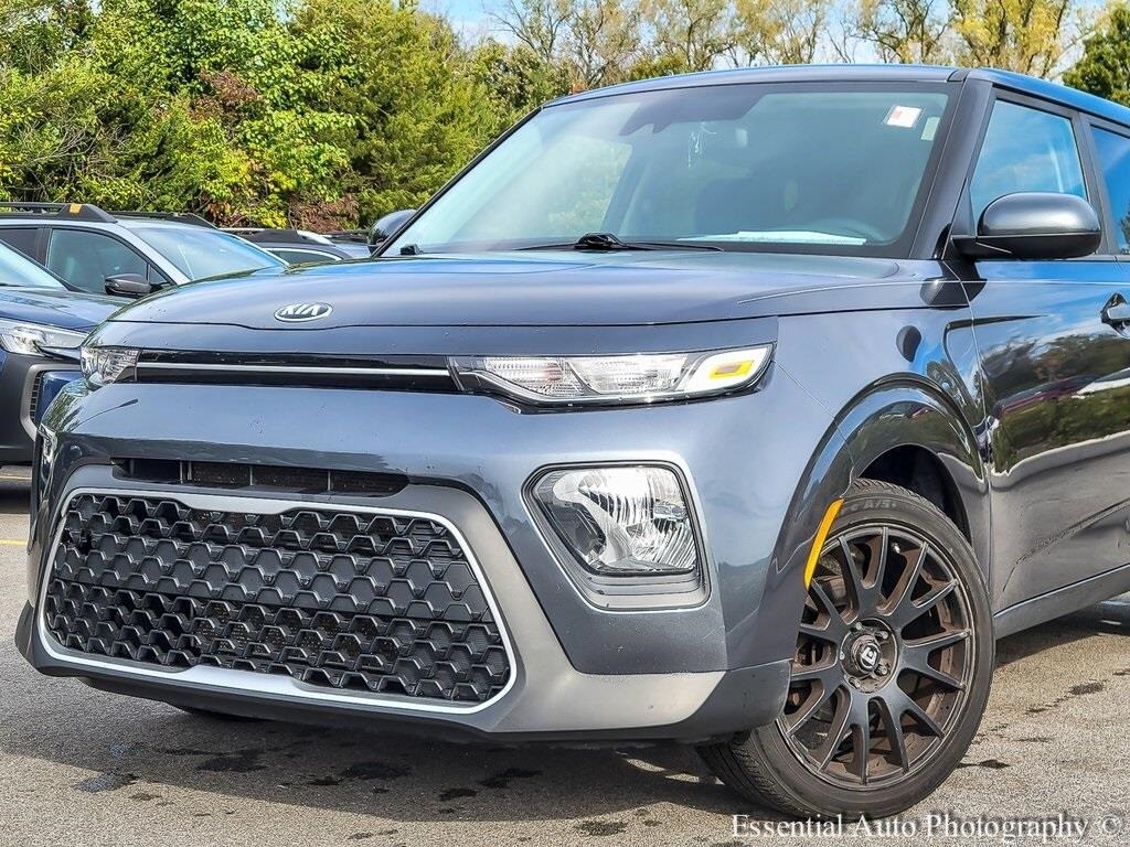 2020 Kia Soul S photo 2