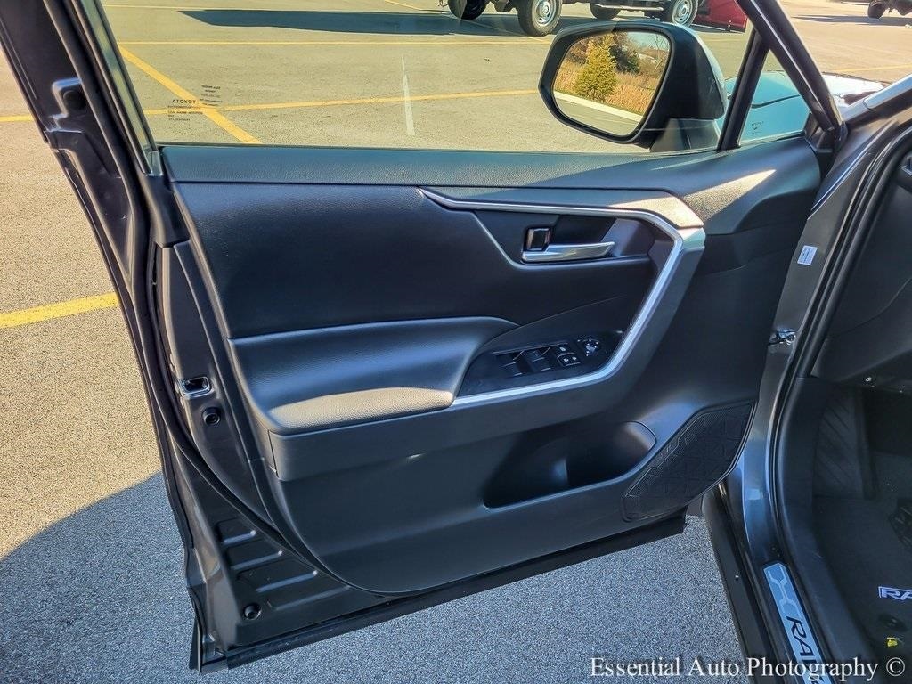 2021 TOYOTA RAV4 - Image 24