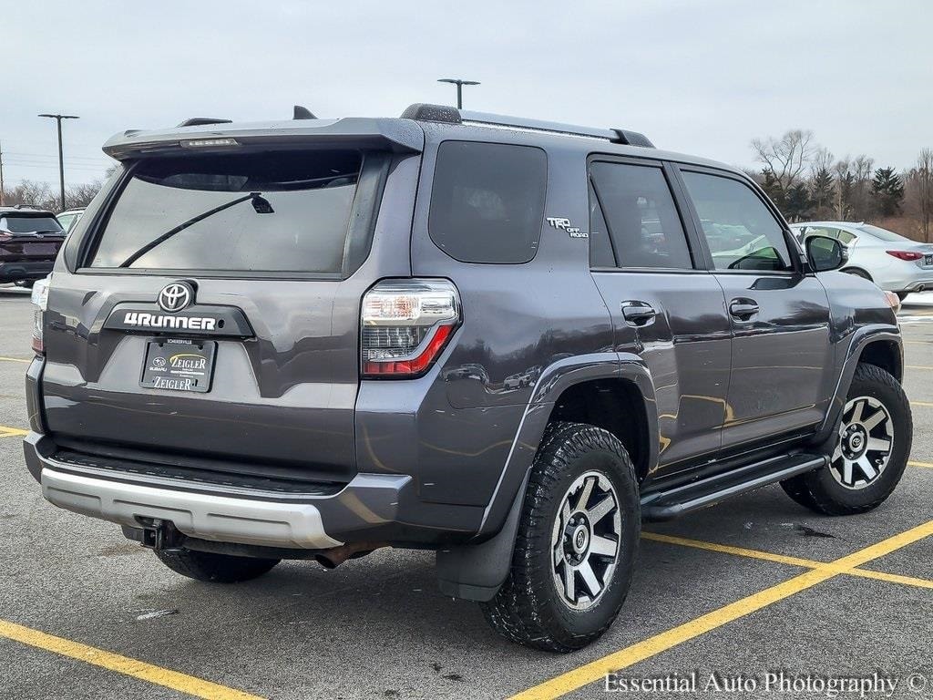 2017 TOYOTA 4RUNNER - Image 7