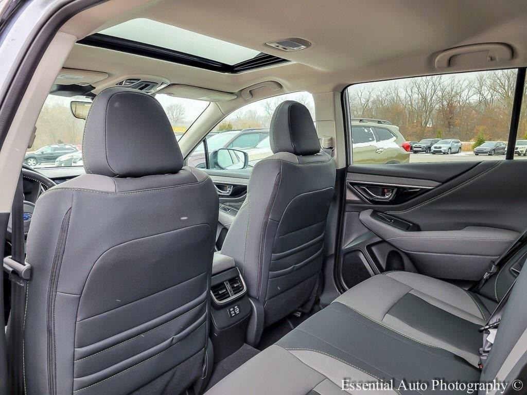 2025 SUBARU OUTBACK - Image 12