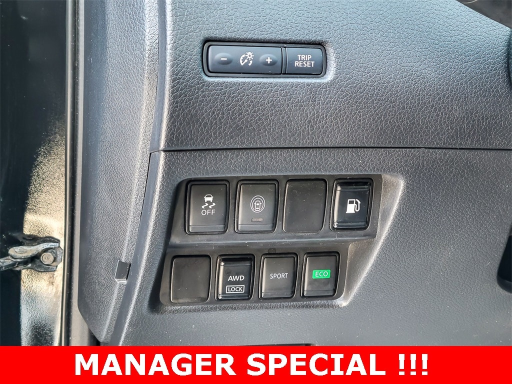 2019 NISSAN ROGUE - Image 15