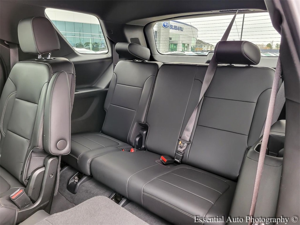 2023 CHEVROLET TRAVERSE - Image 12