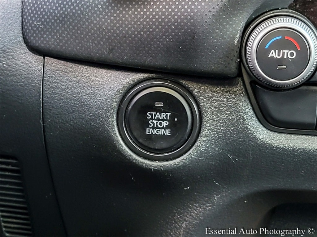 2023 MAZDA CX-50 - Image 22