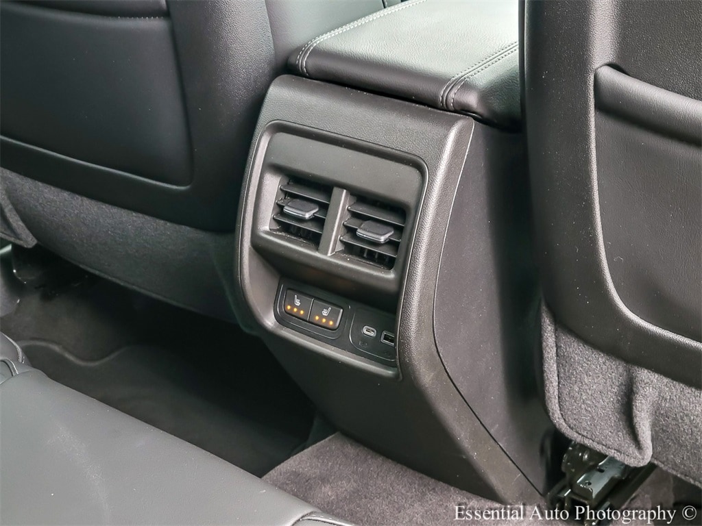 2023 CADILLAC XT4 - Image 30