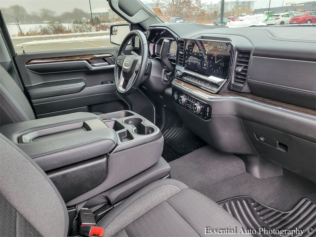 2024 GMC SIERRA - Image 33