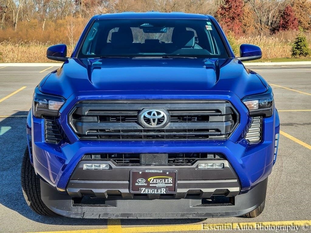 2025 Toyota Tacoma Double Cab photo 4