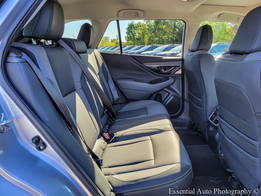 2025 SUBARU OUTBACK - Image 30